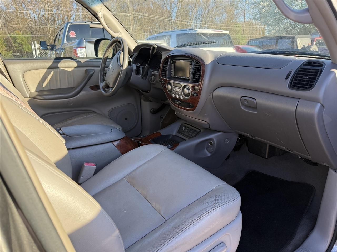 Toyota Sequoia  2007