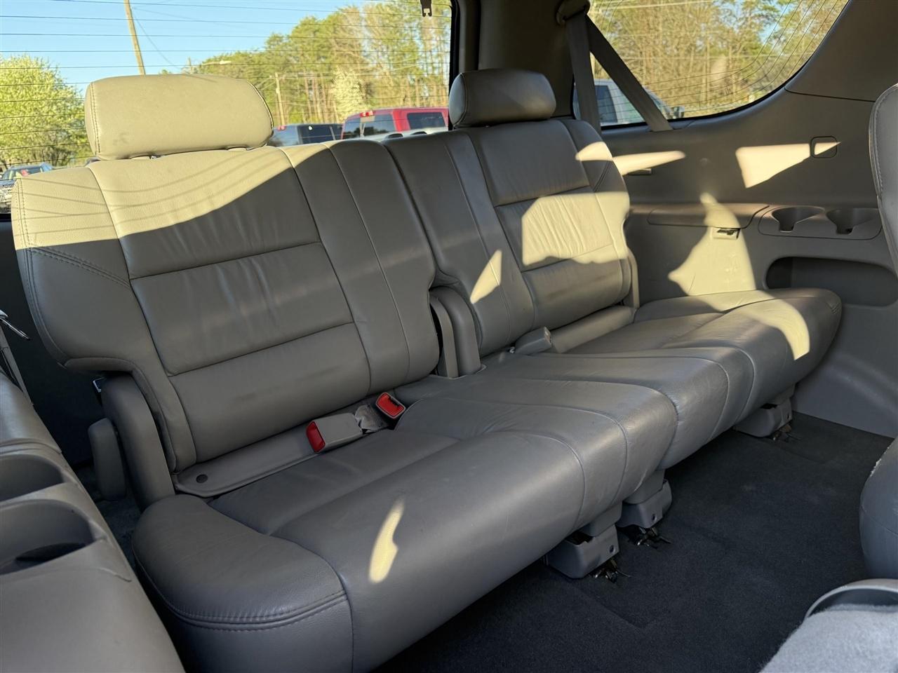 Toyota Sequoia  2007