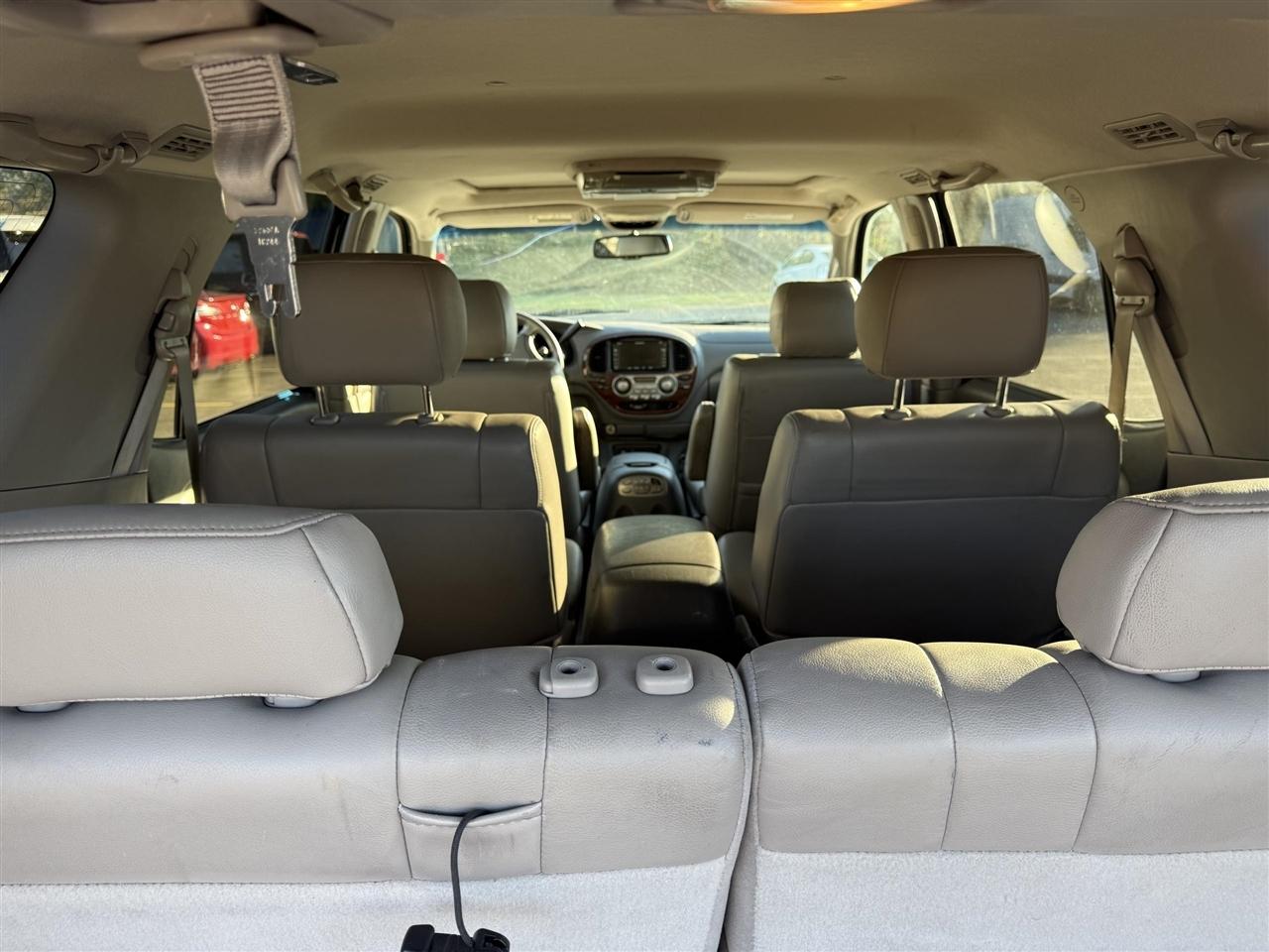 Toyota Sequoia  2007