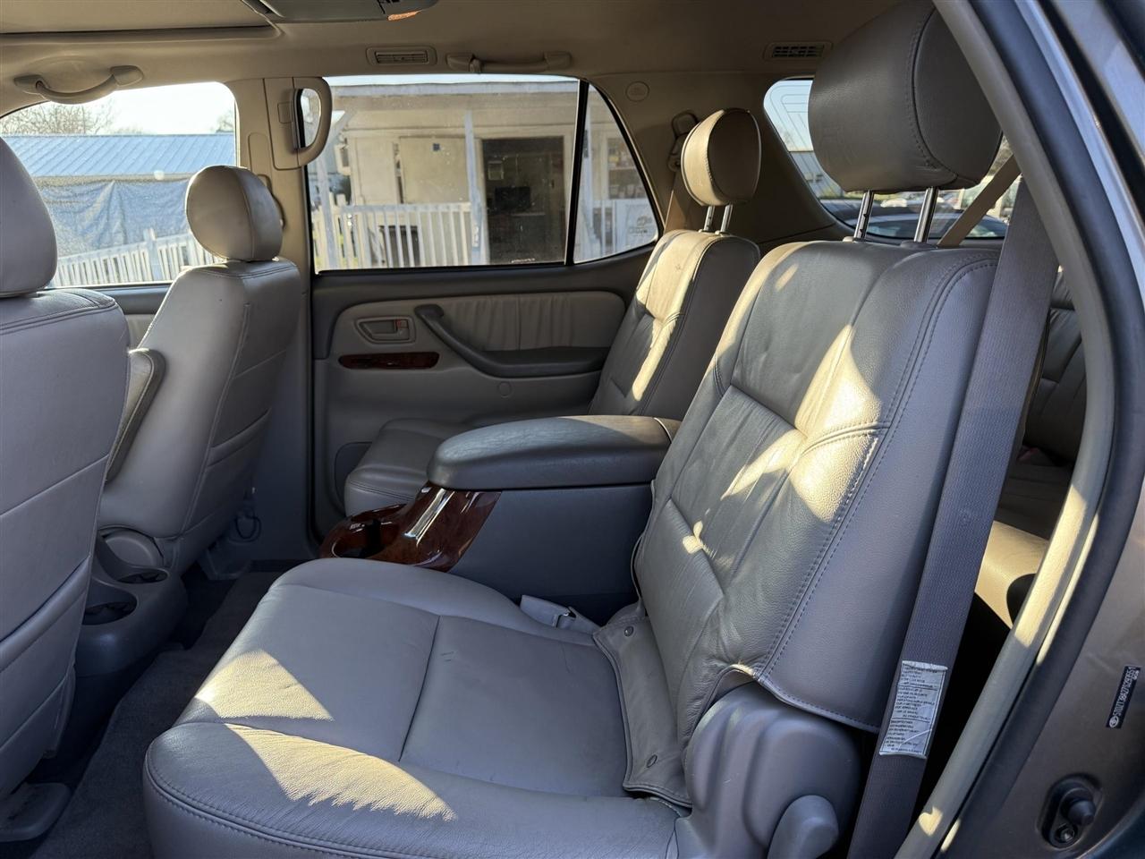 Toyota Sequoia  2007