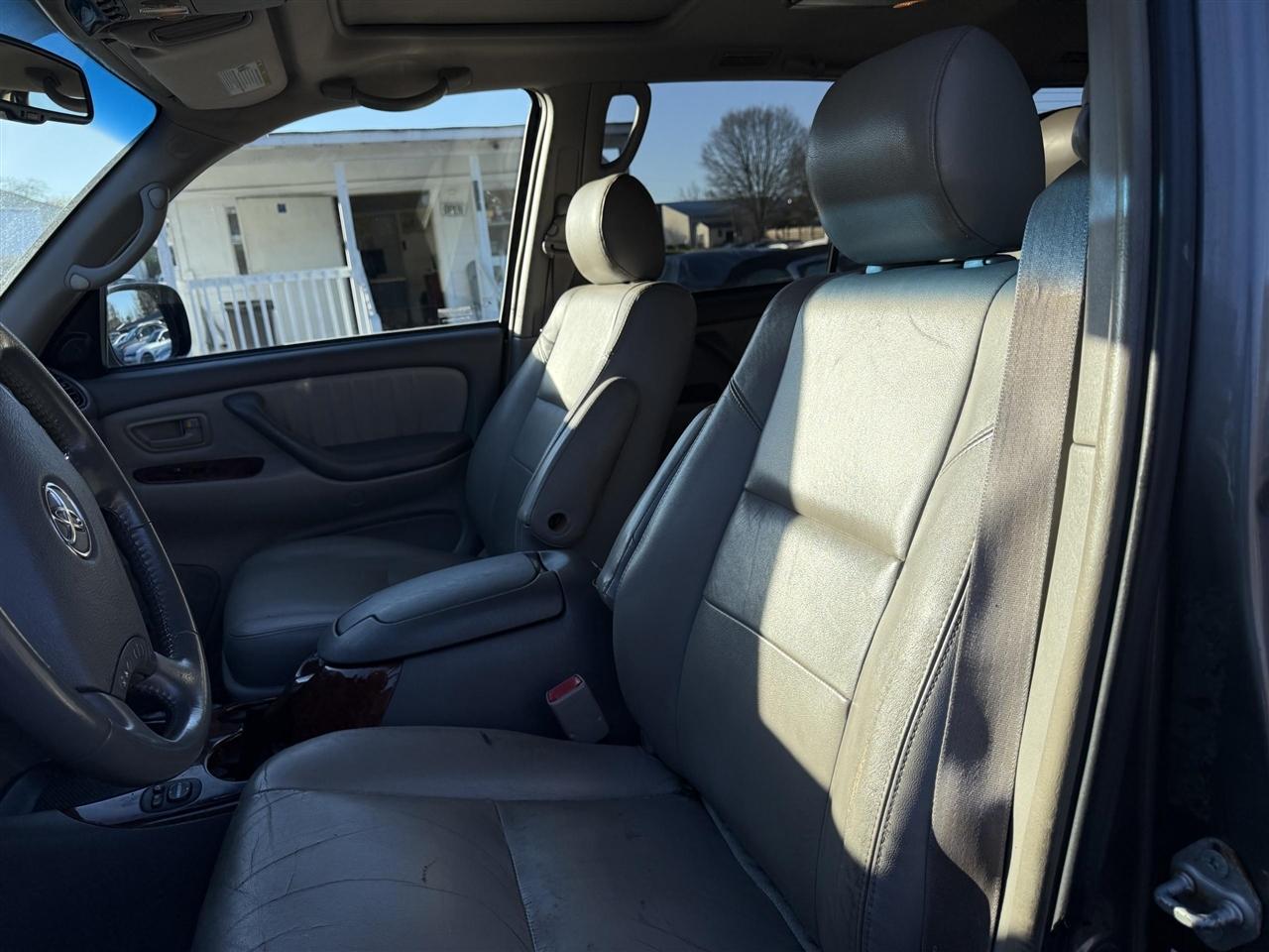 Toyota Sequoia  2007