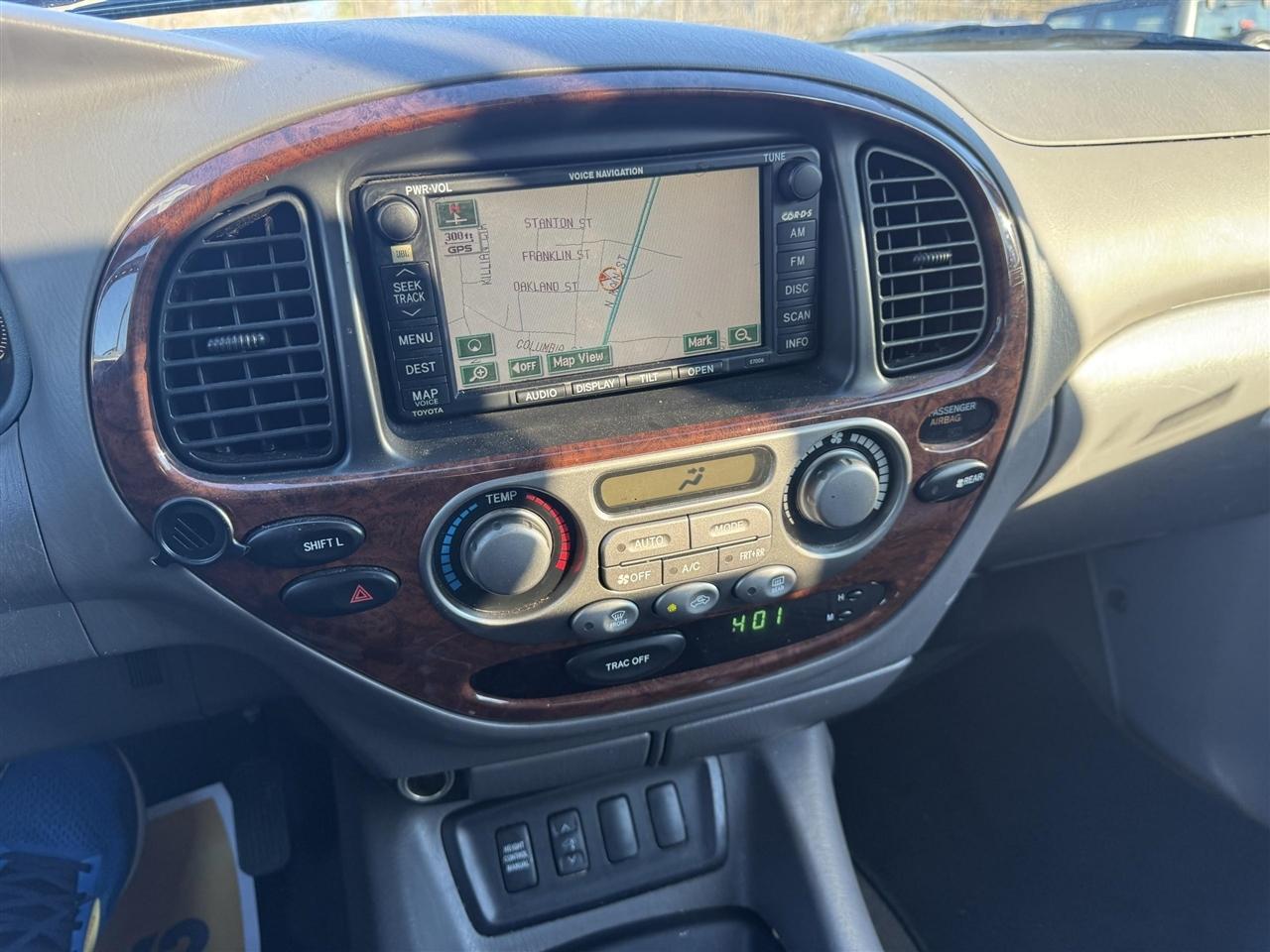 Toyota Sequoia  2007