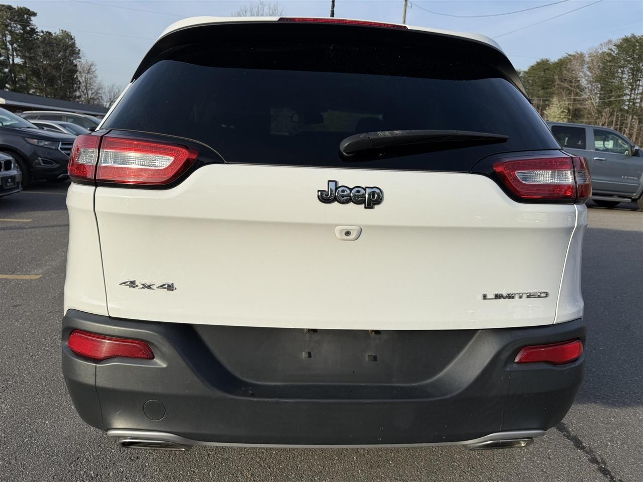 Jeep Cherokee  2015