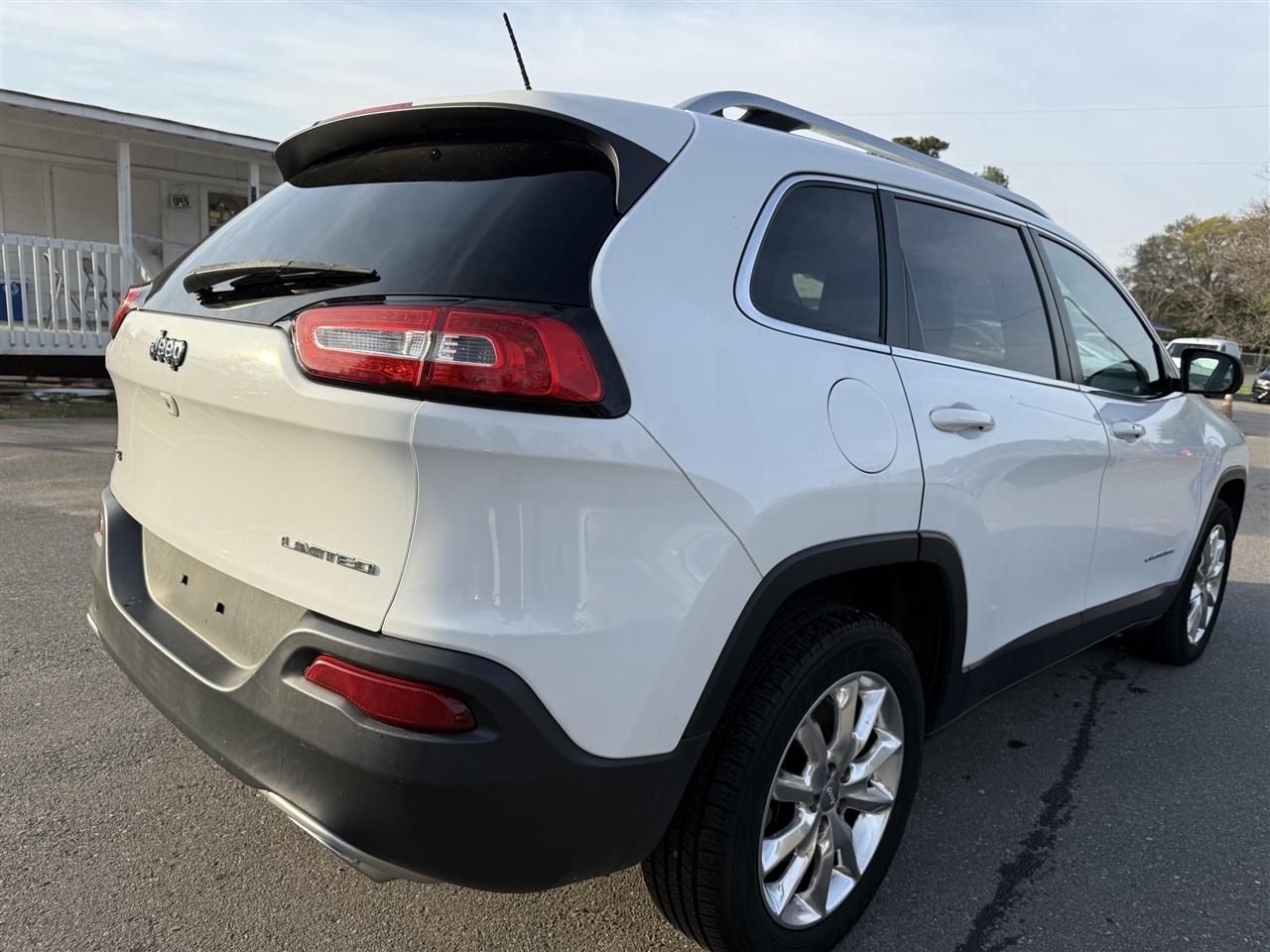 Jeep Cherokee  2015