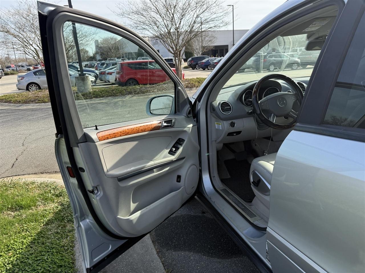 Mercedes-Benz M-Class  2007