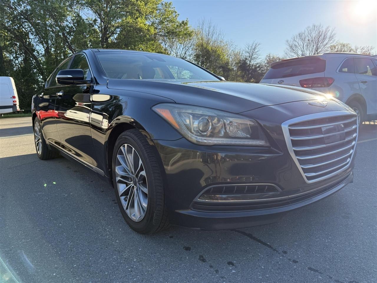 Hyundai Genesis  2015