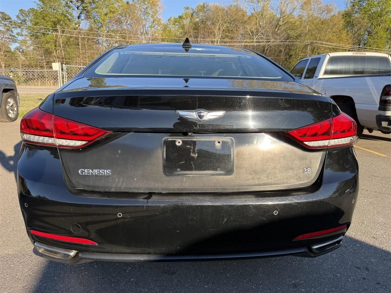 Hyundai Genesis  2015