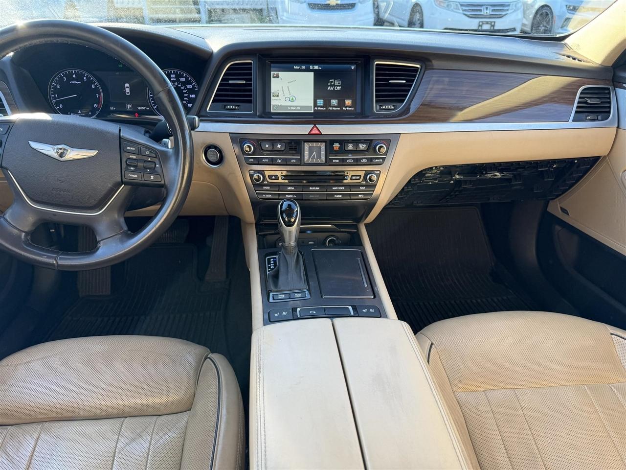 Hyundai Genesis  2015