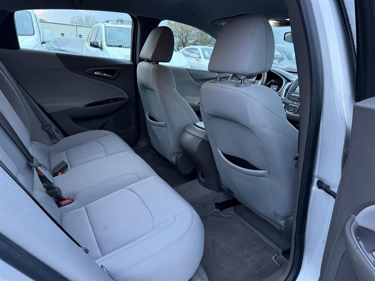 Chevrolet Malibu  2016