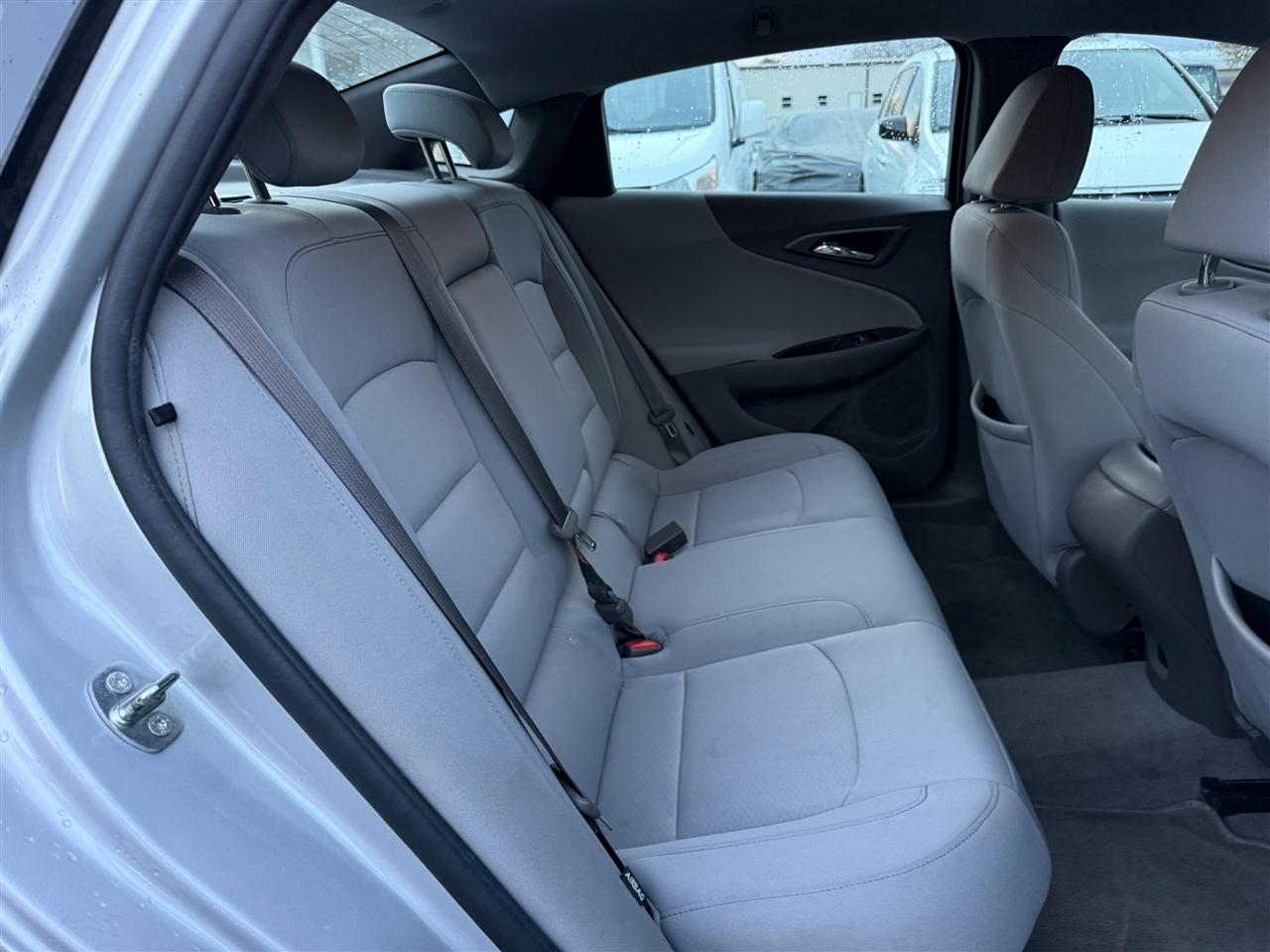 Chevrolet Malibu  2016