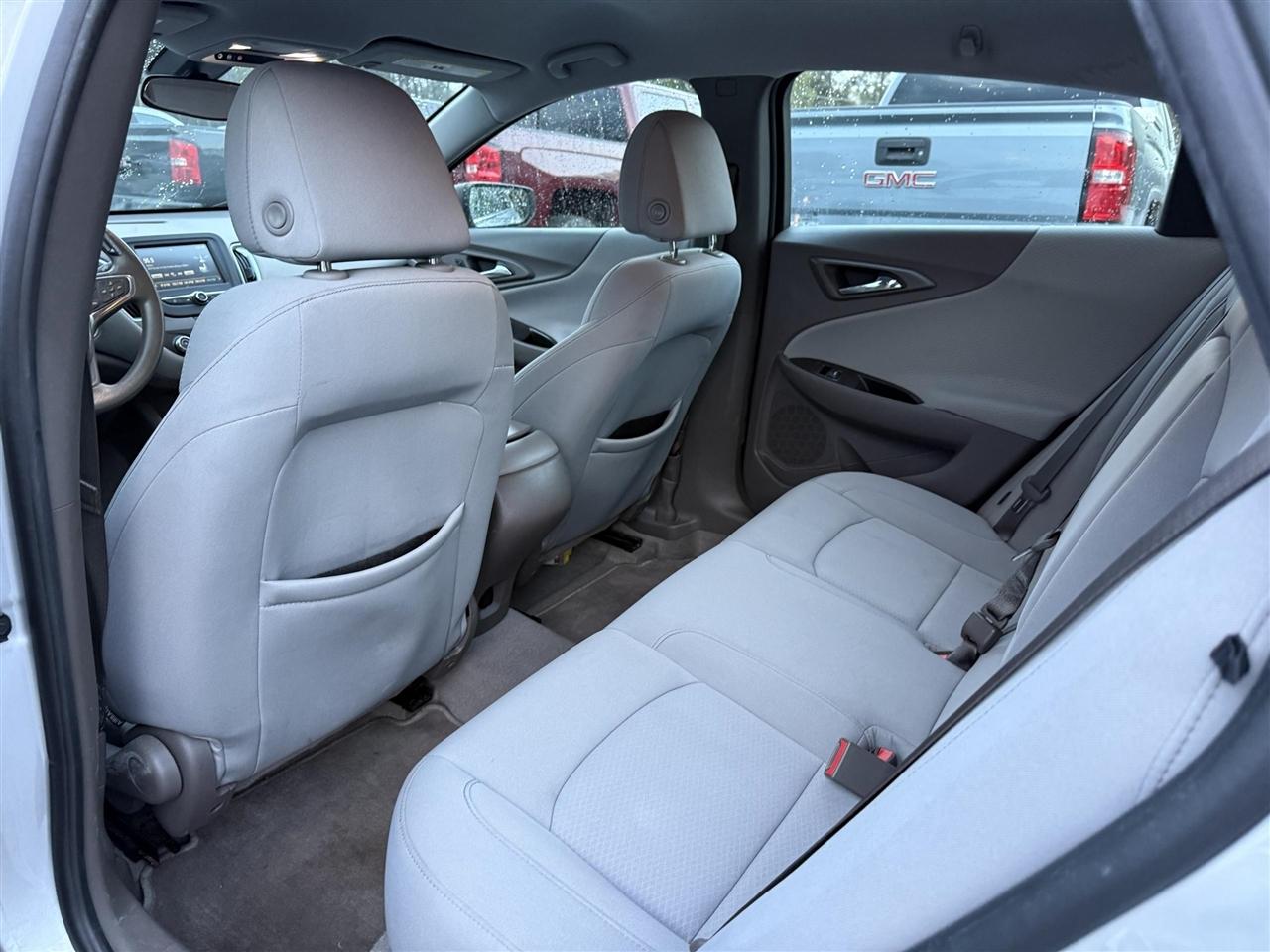 Chevrolet Malibu  2016