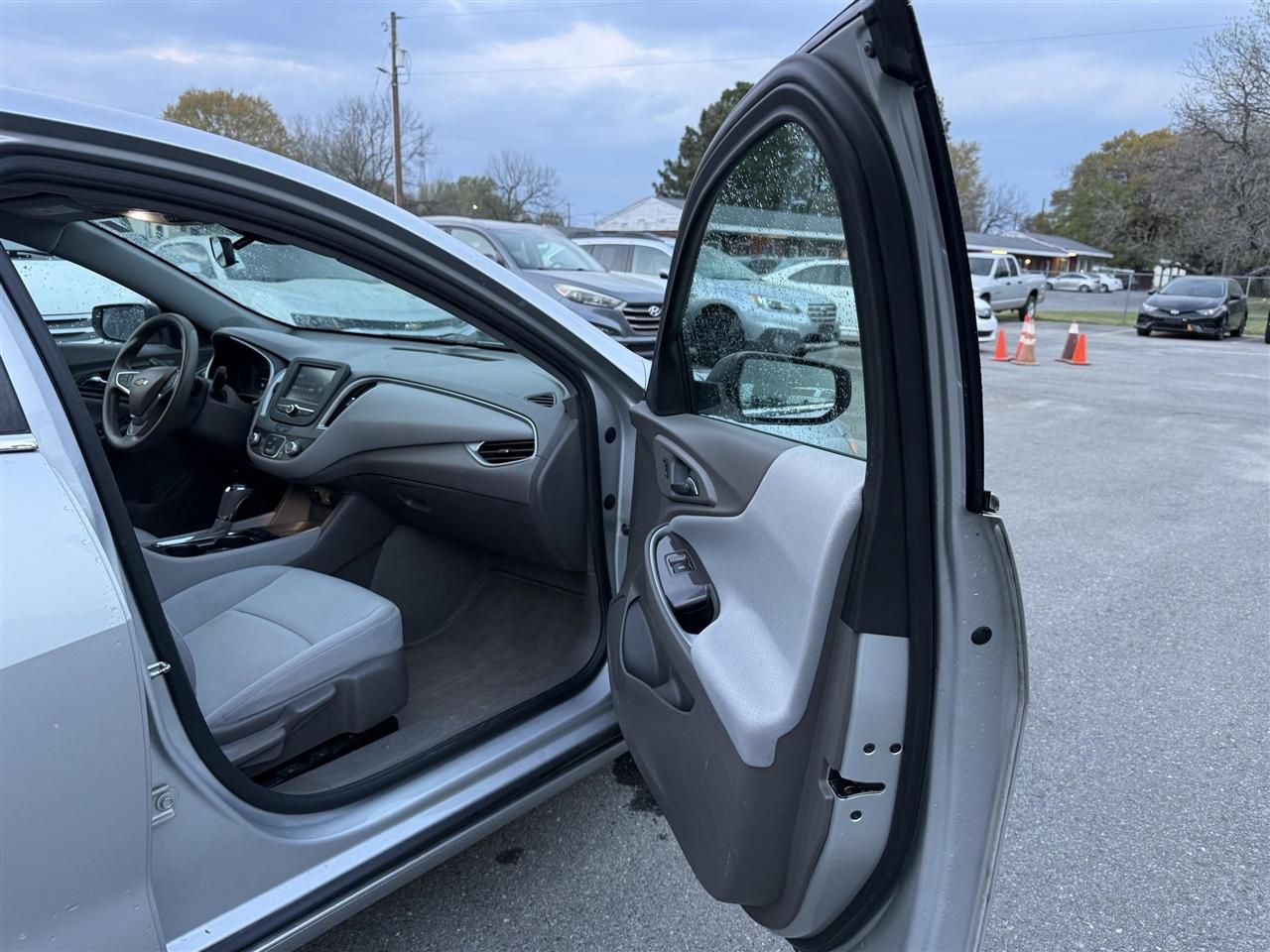 Chevrolet Malibu  2016