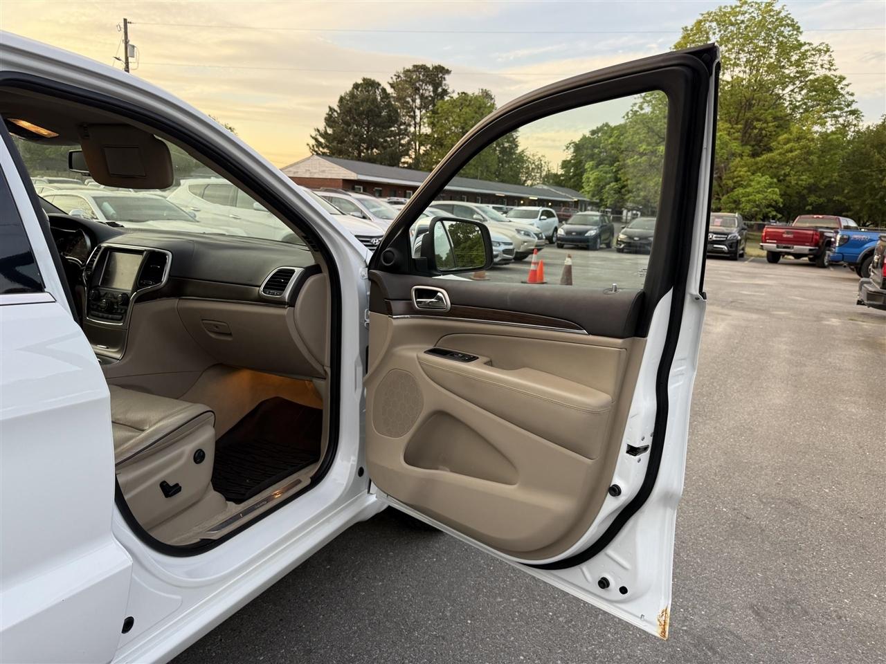 Jeep Grand Cherokee  2014