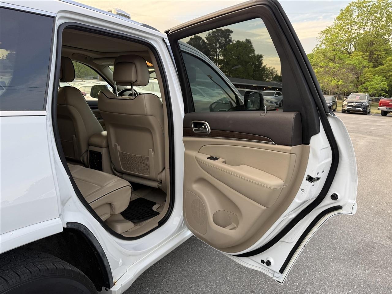 Jeep Grand Cherokee  2014