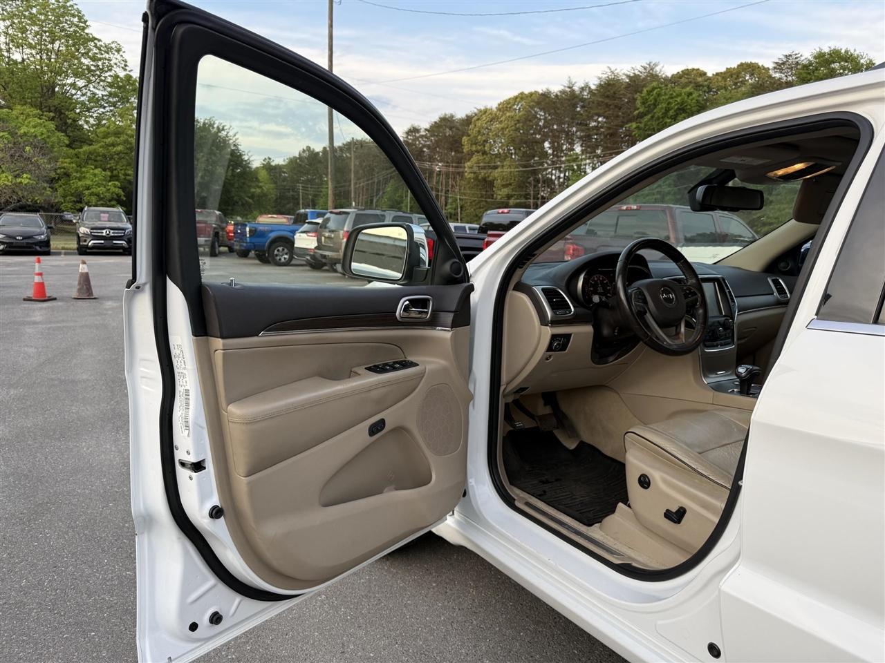 Jeep Grand Cherokee  2014