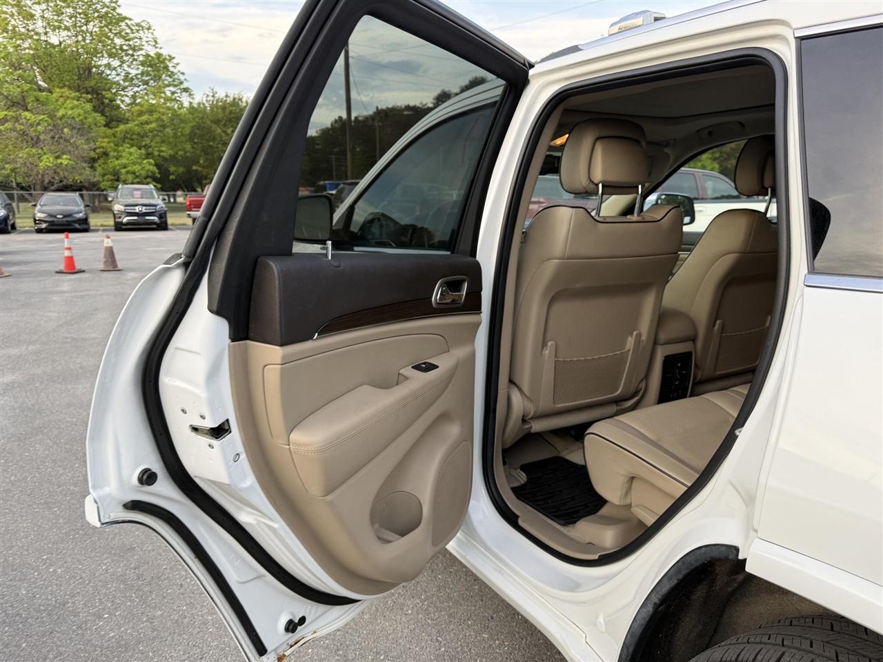 Jeep Grand Cherokee  2014