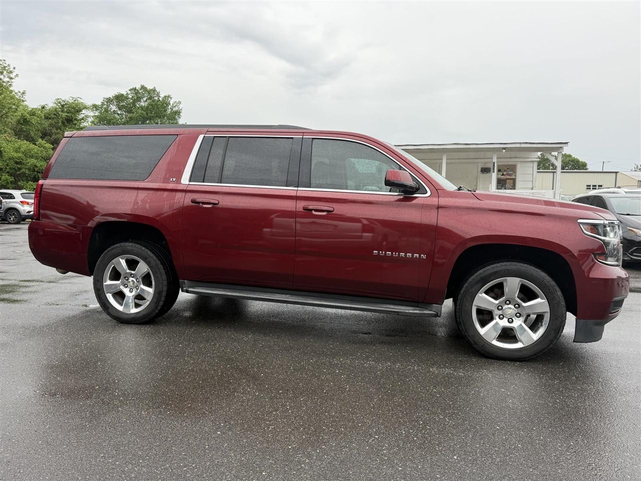 Chevrolet Suburban  2016