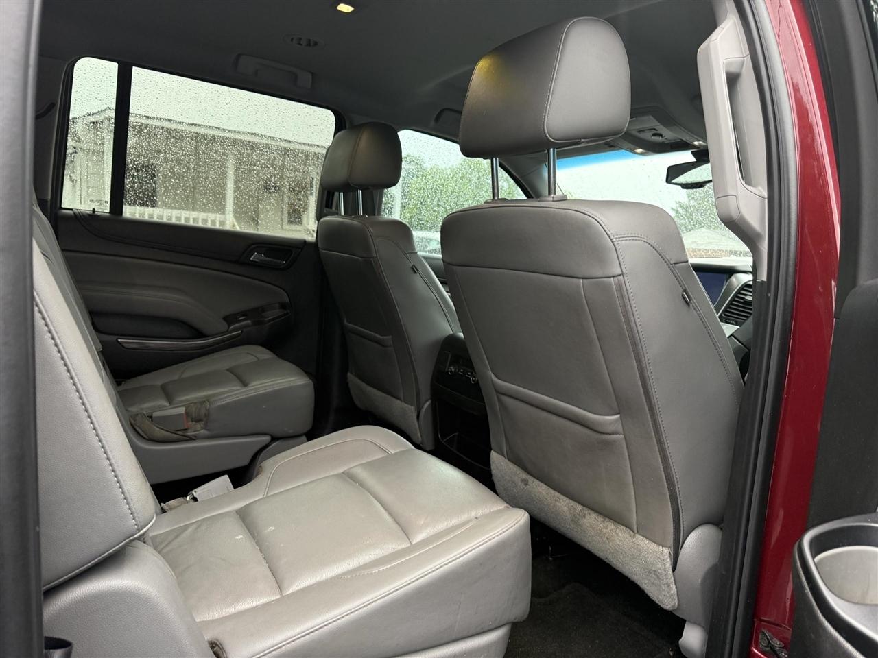 Chevrolet Suburban  2016