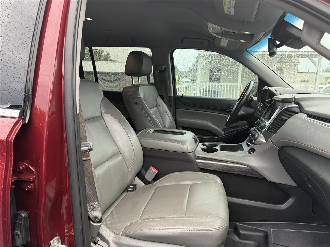 Chevrolet Suburban  2016