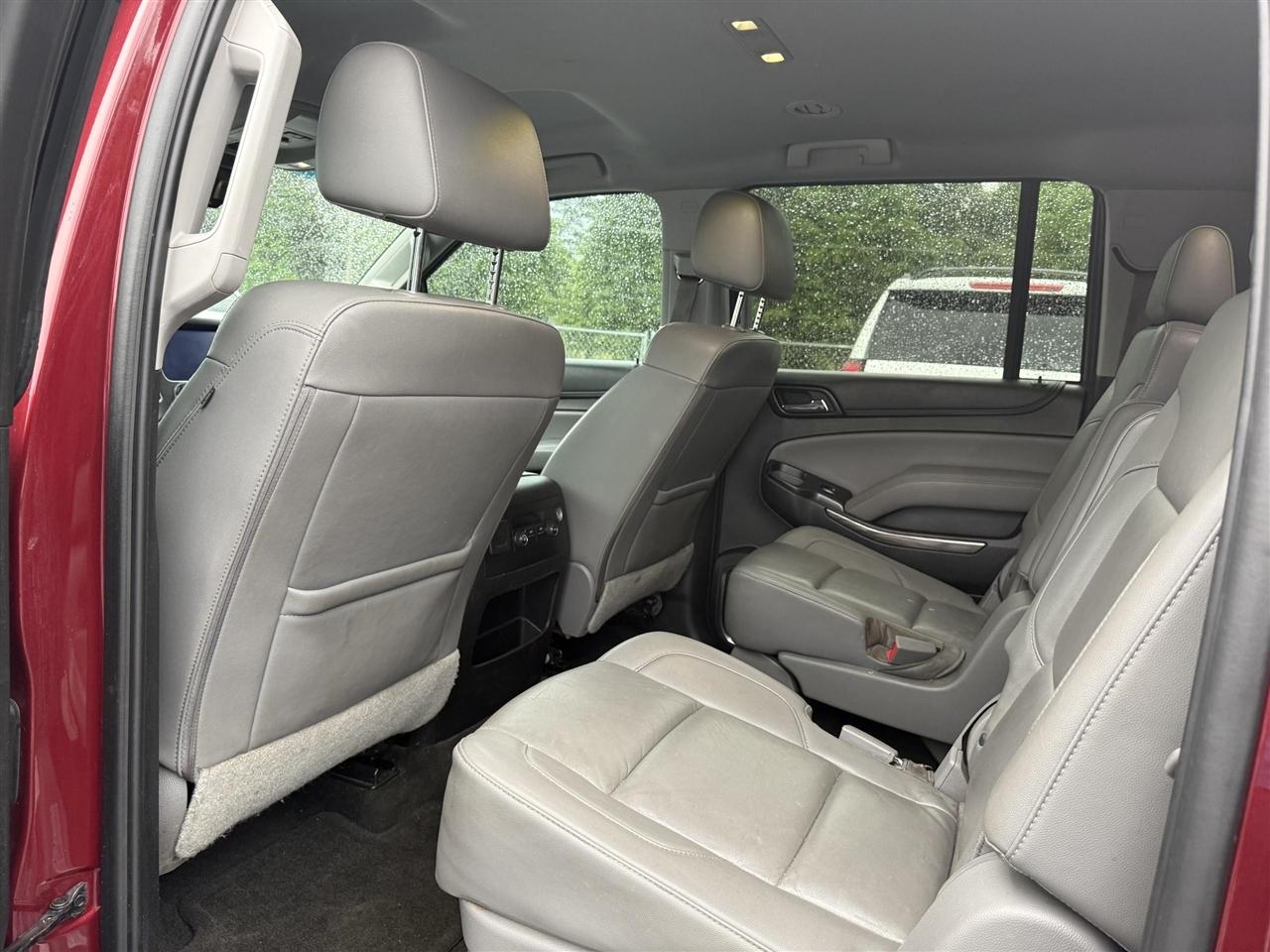 Chevrolet Suburban  2016