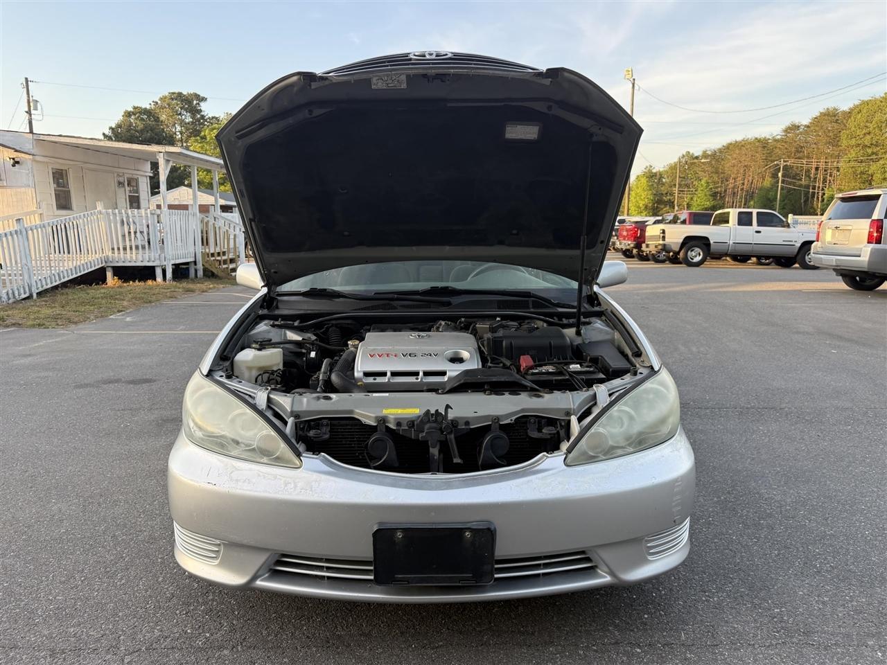 Toyota Camry  2005