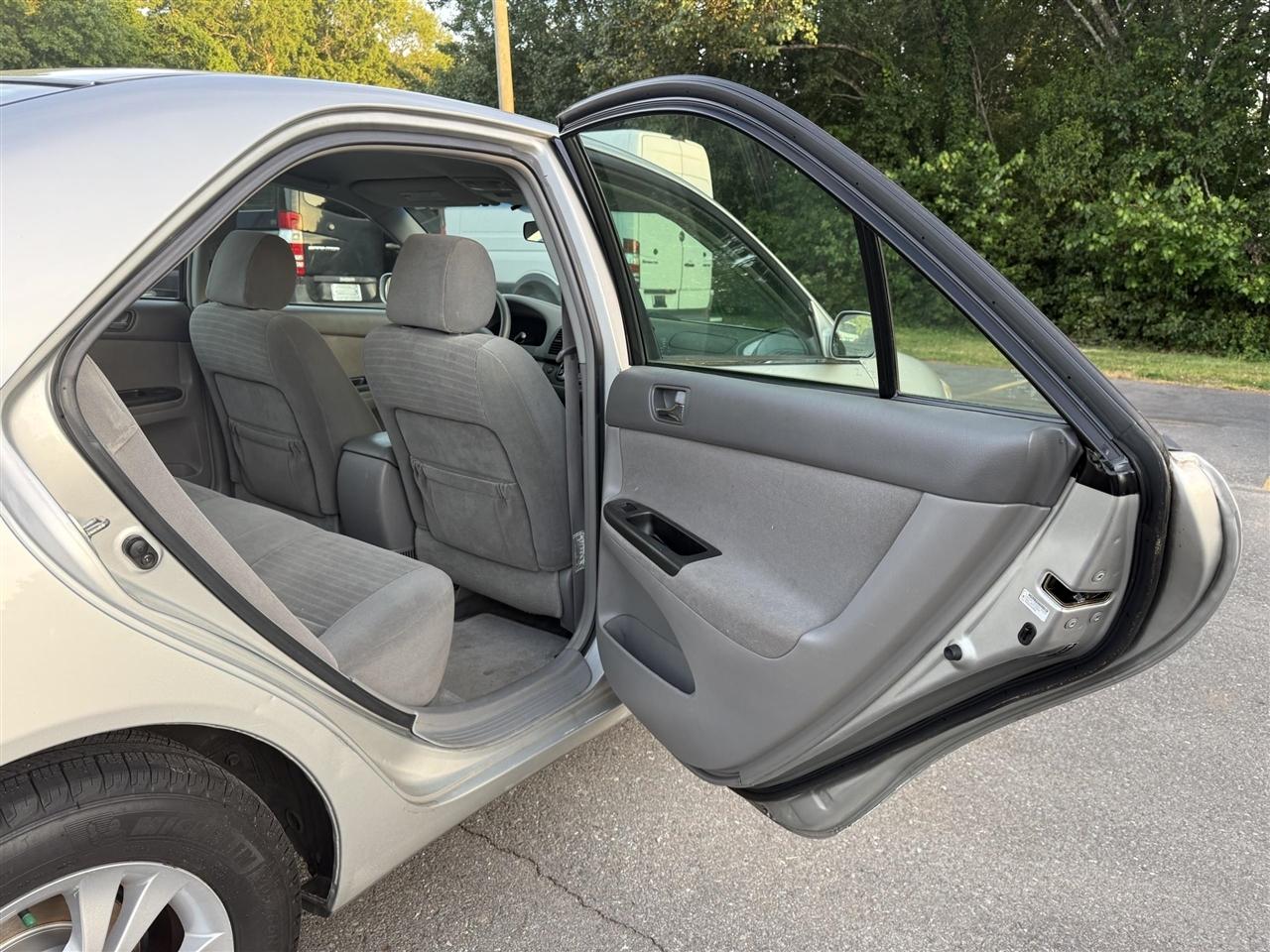 Toyota Camry  2005