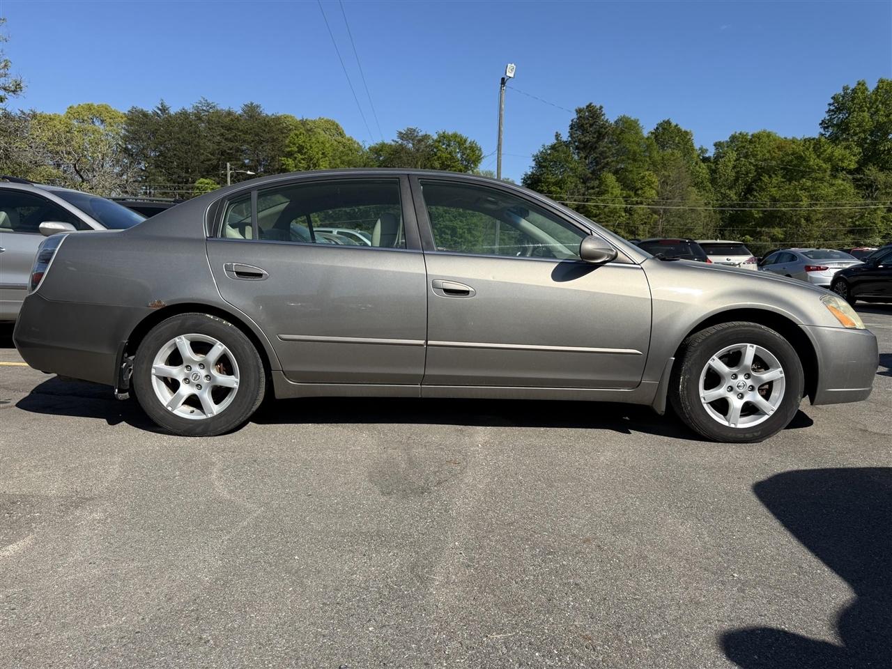 Nissan Altima  2006