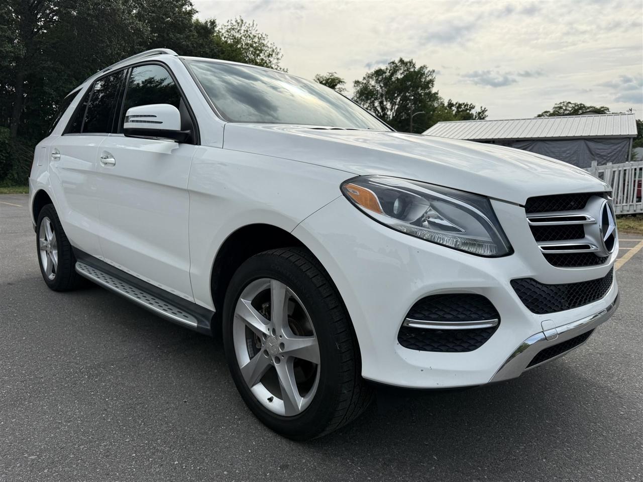 Mercedes-Benz GLE-Class  2016