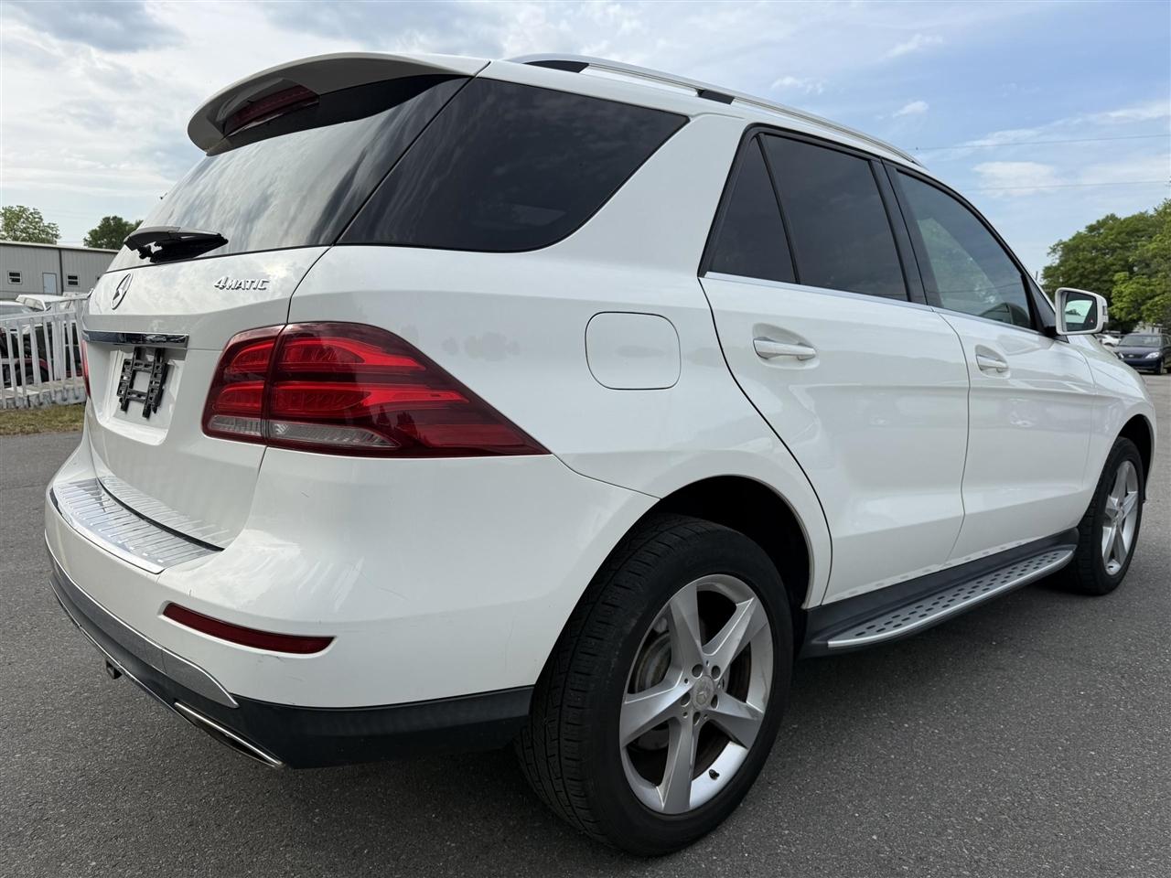 Mercedes-Benz GLE-Class  2016