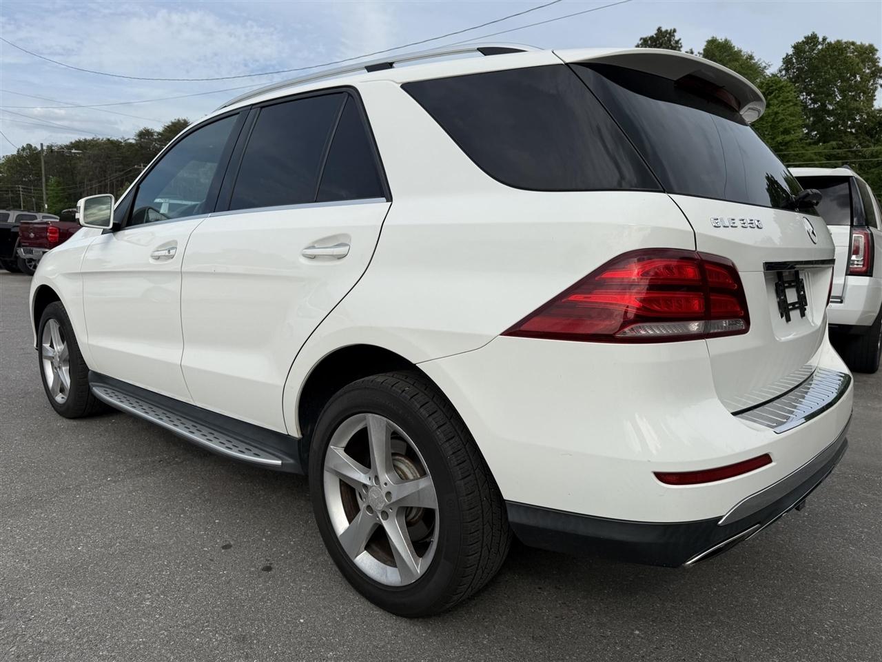 Mercedes-Benz GLE-Class  2016