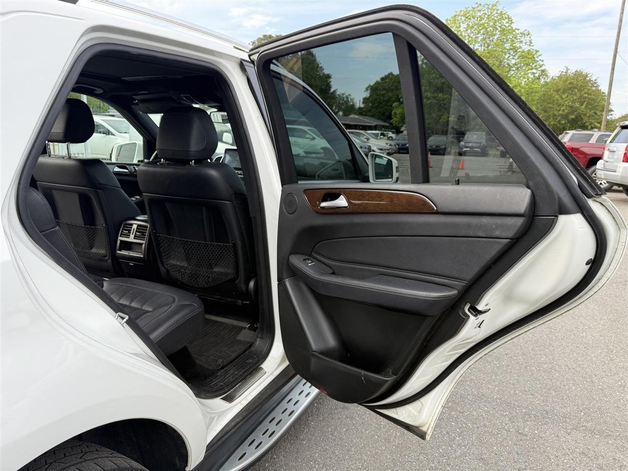 Mercedes-Benz GLE-Class  2016