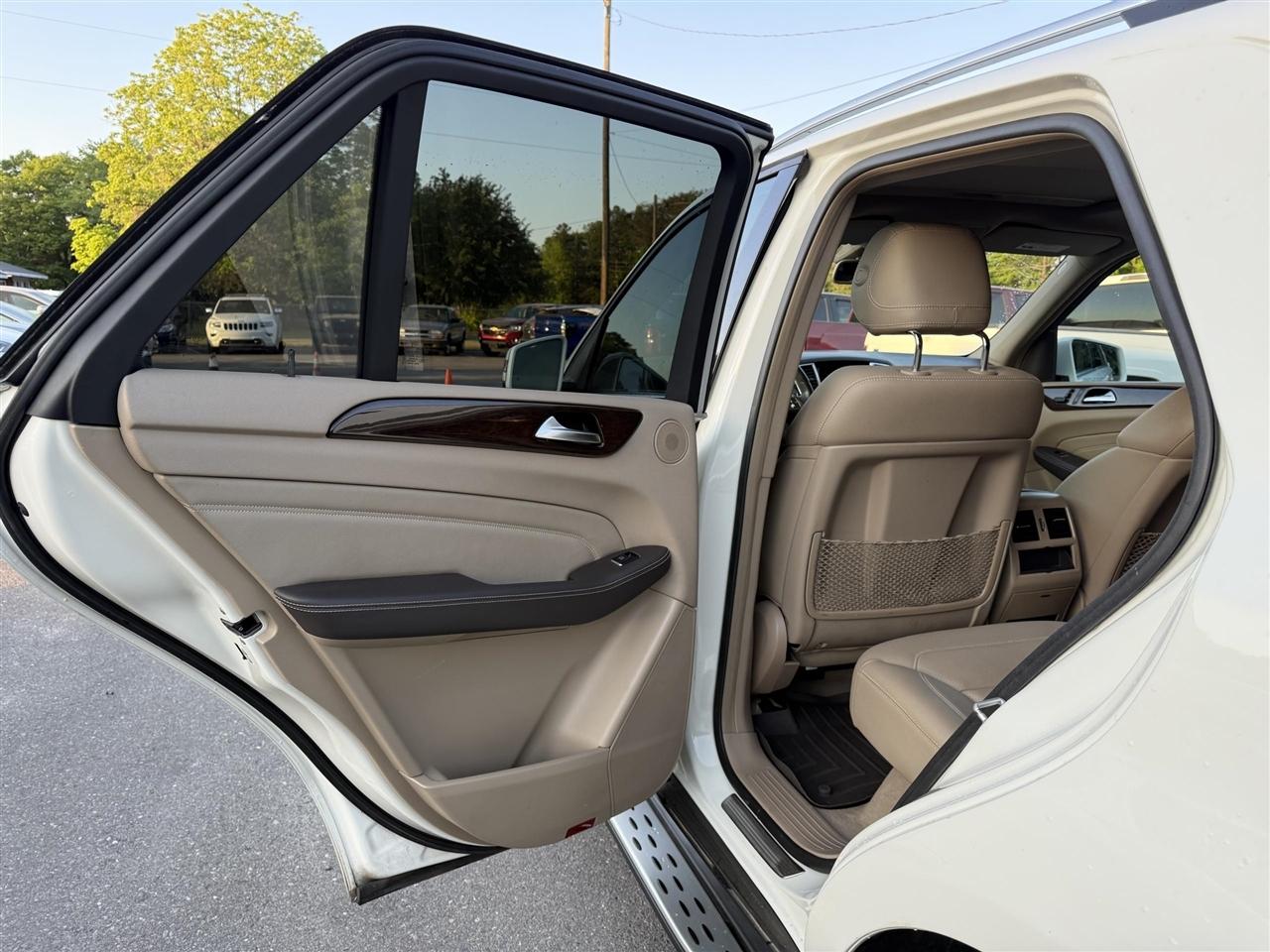 Mercedes-Benz M-Class  2013