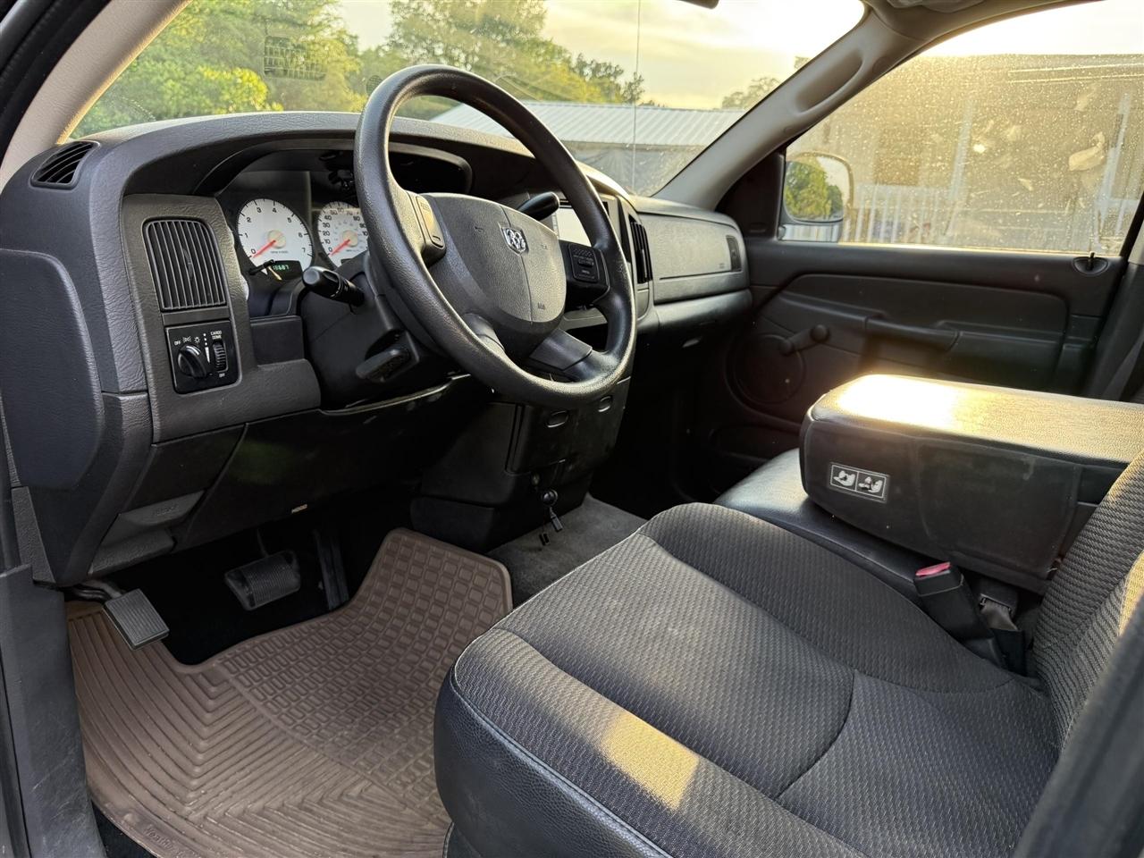 Dodge Ram 1500  2005