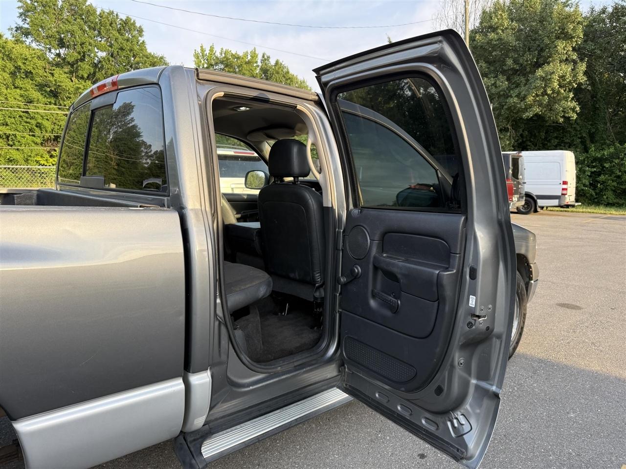 Dodge Ram 1500  2005