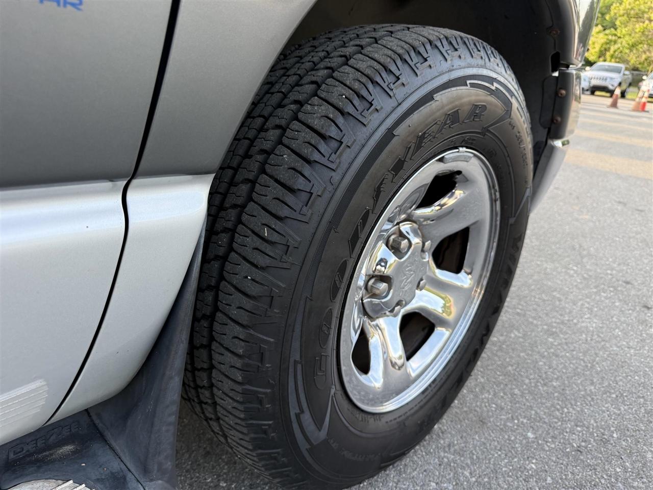 Dodge Ram 1500  2005