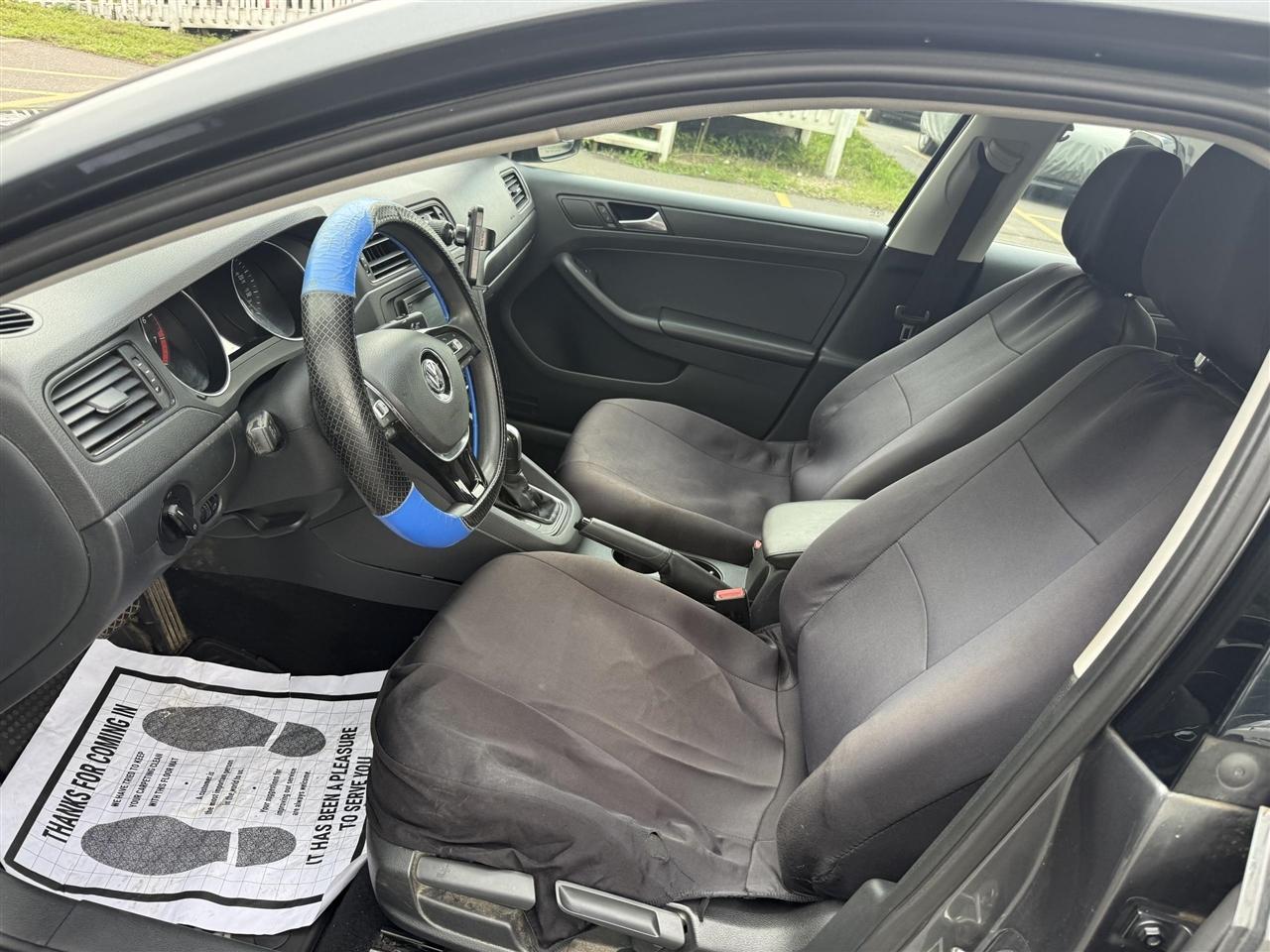 Volkswagen Jetta  2016