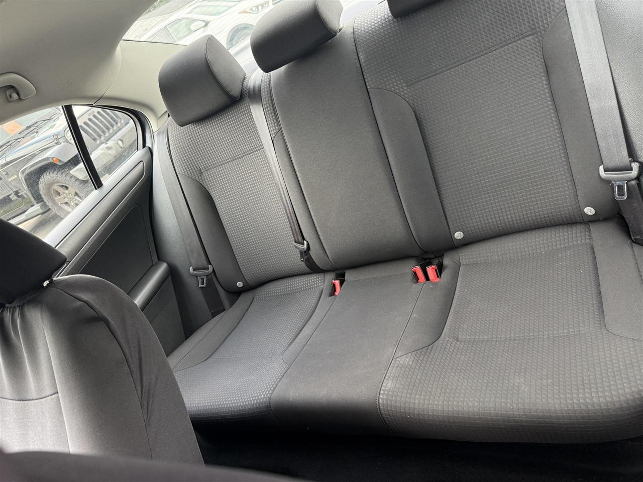 Volkswagen Jetta  2016