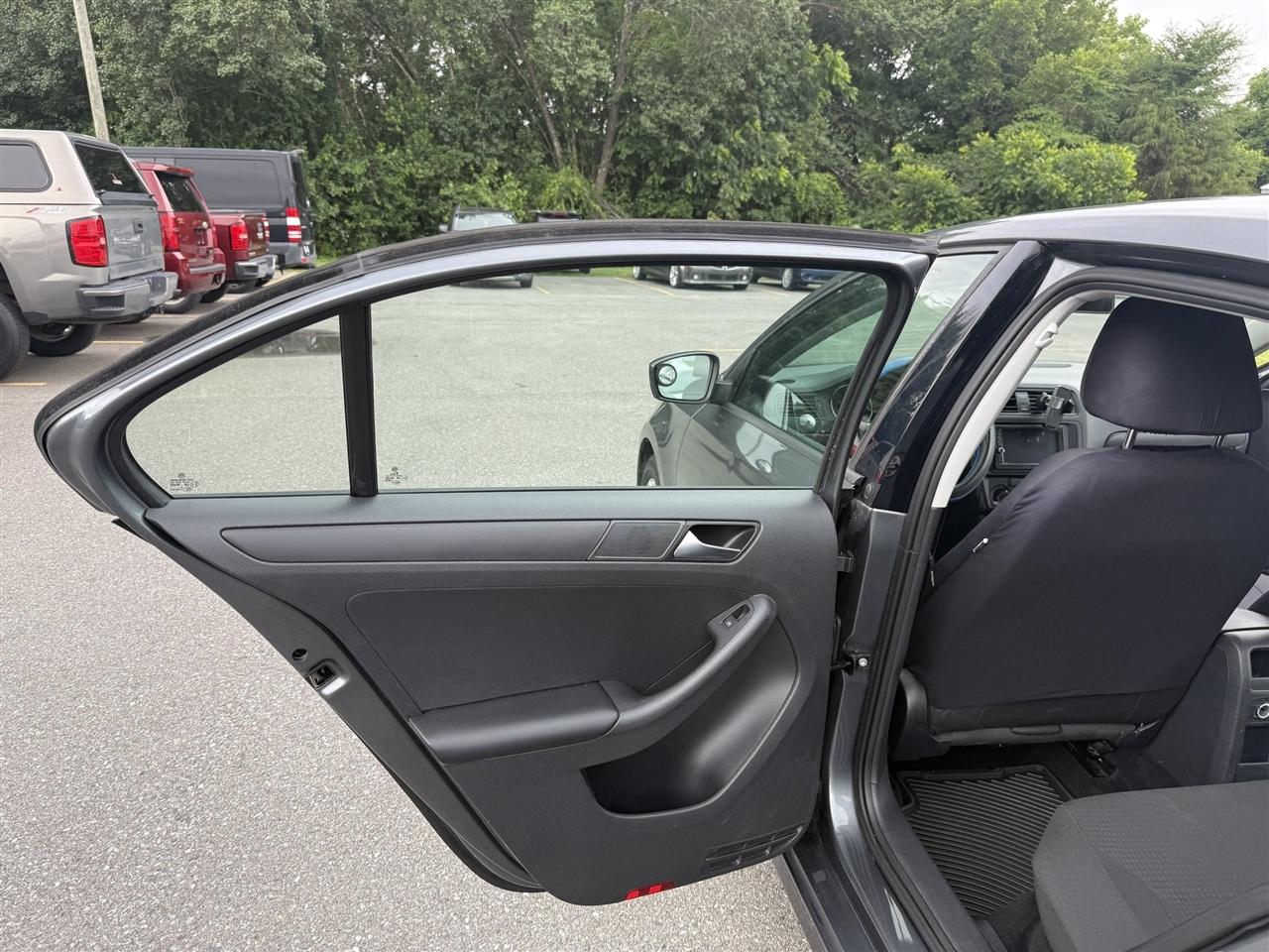 Volkswagen Jetta  2016