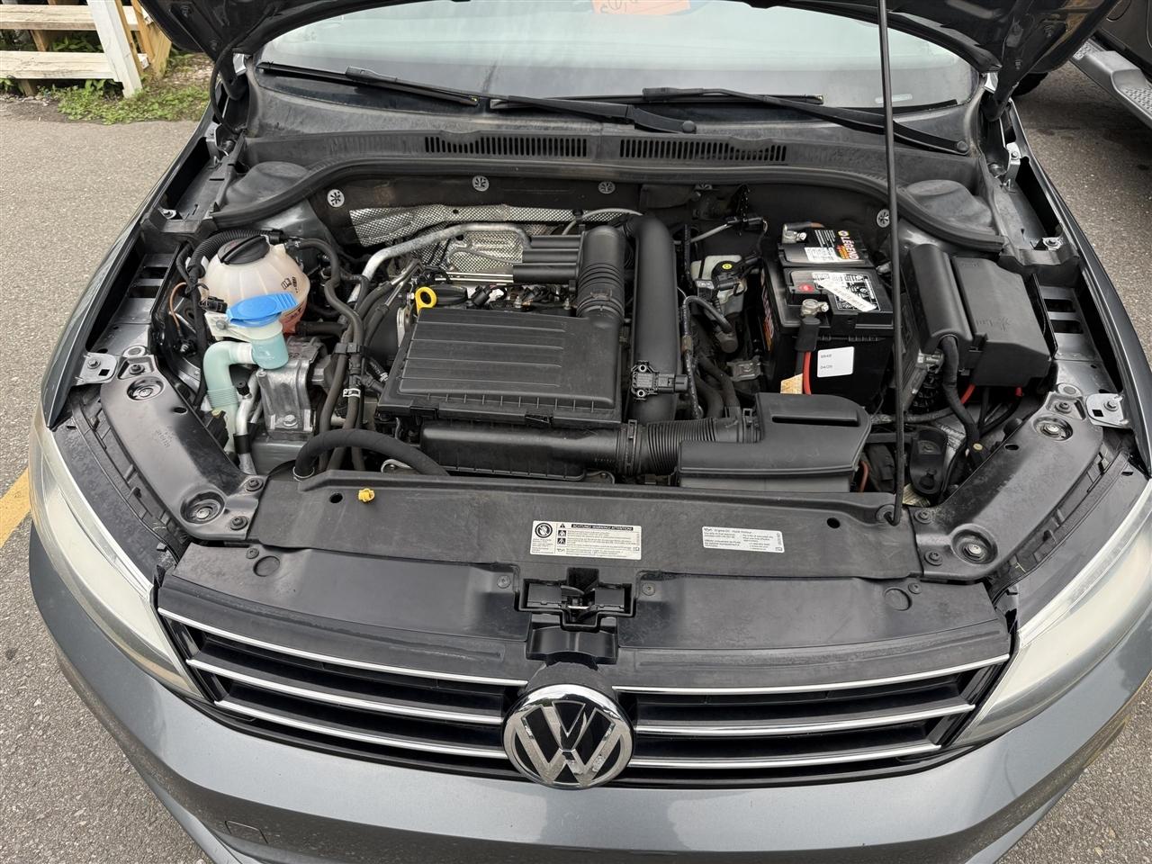 Volkswagen Jetta  2016