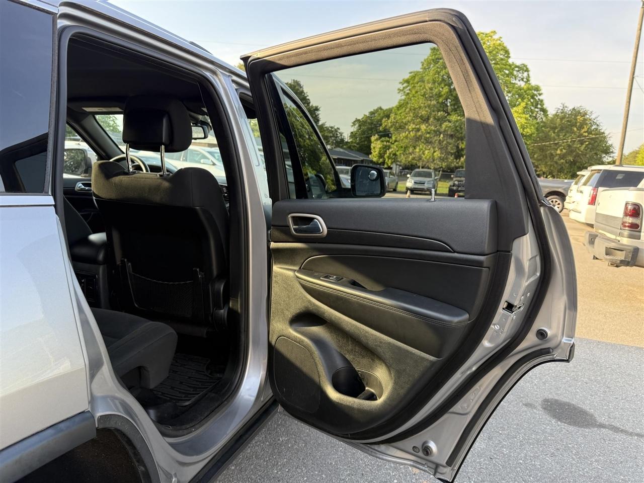 Jeep Grand Cherokee  2014