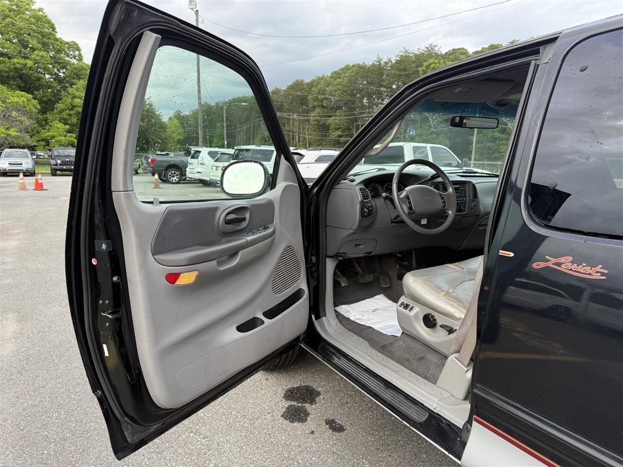 Ford F-150  2000