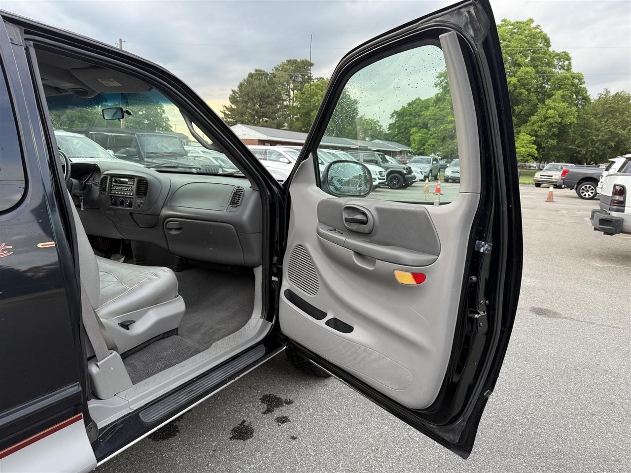 Ford F-150  2000
