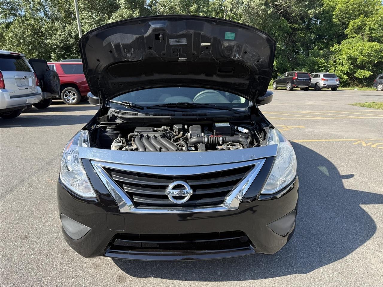 Nissan Versa  2016