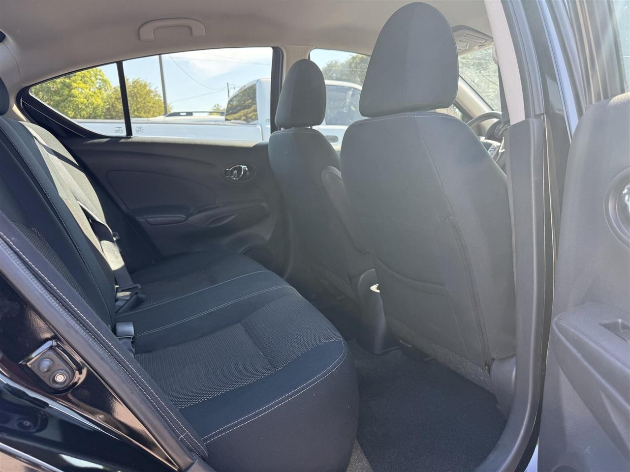Nissan Versa  2016