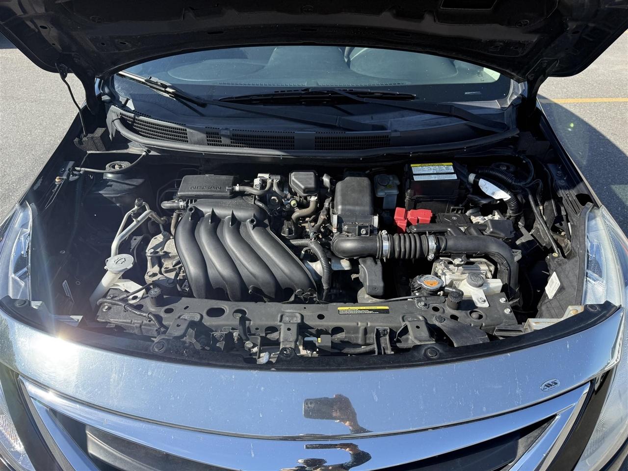 Nissan Versa  2016