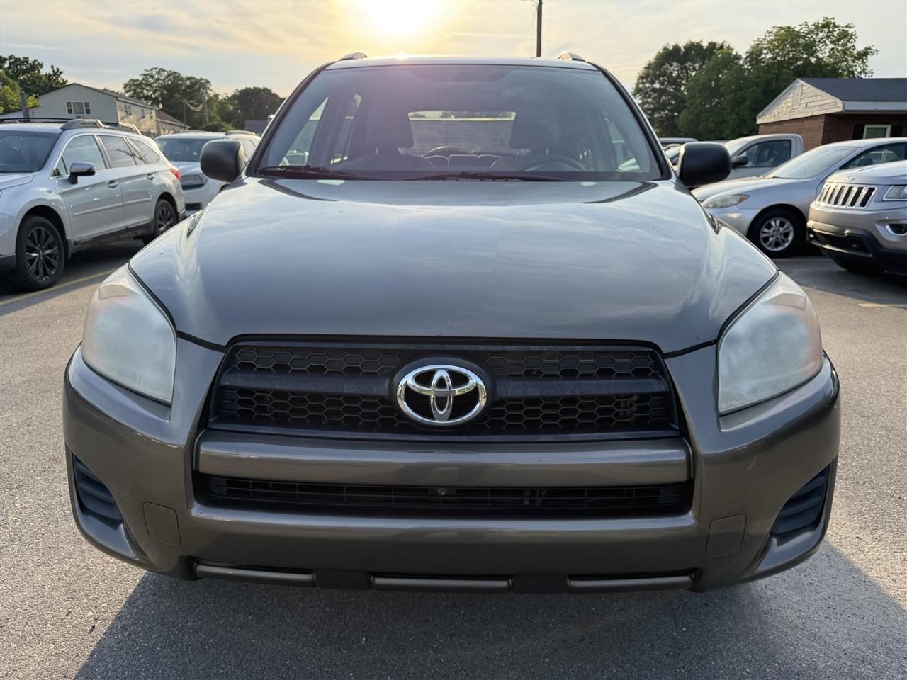 Toyota RAV4  2012