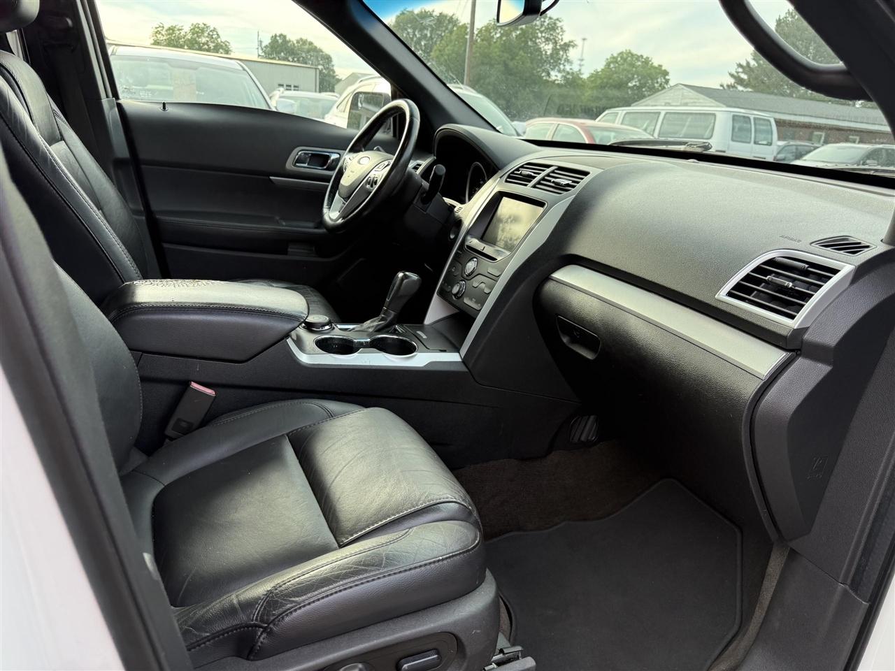 Ford Explorer  2015