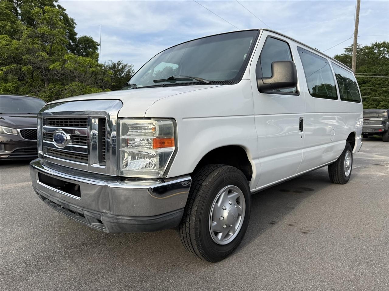 Ford Econoline  2013