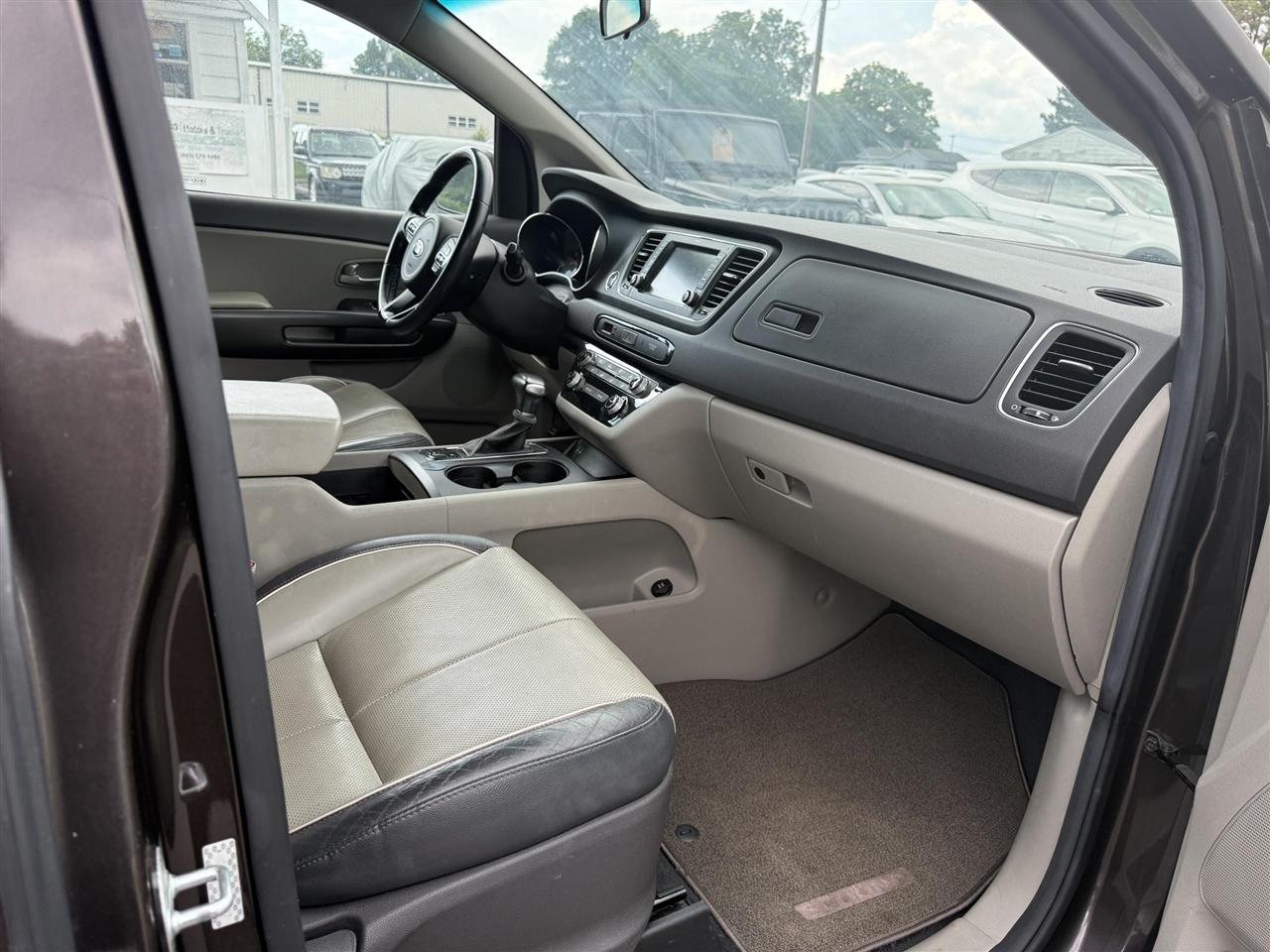 Kia Sedona  2017