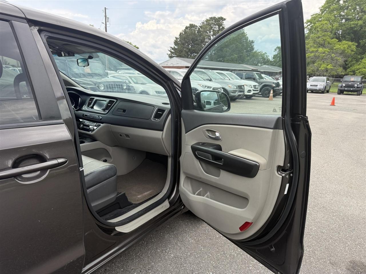 Kia Sedona  2017